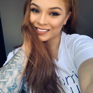 Meet your Posher, Sarahi